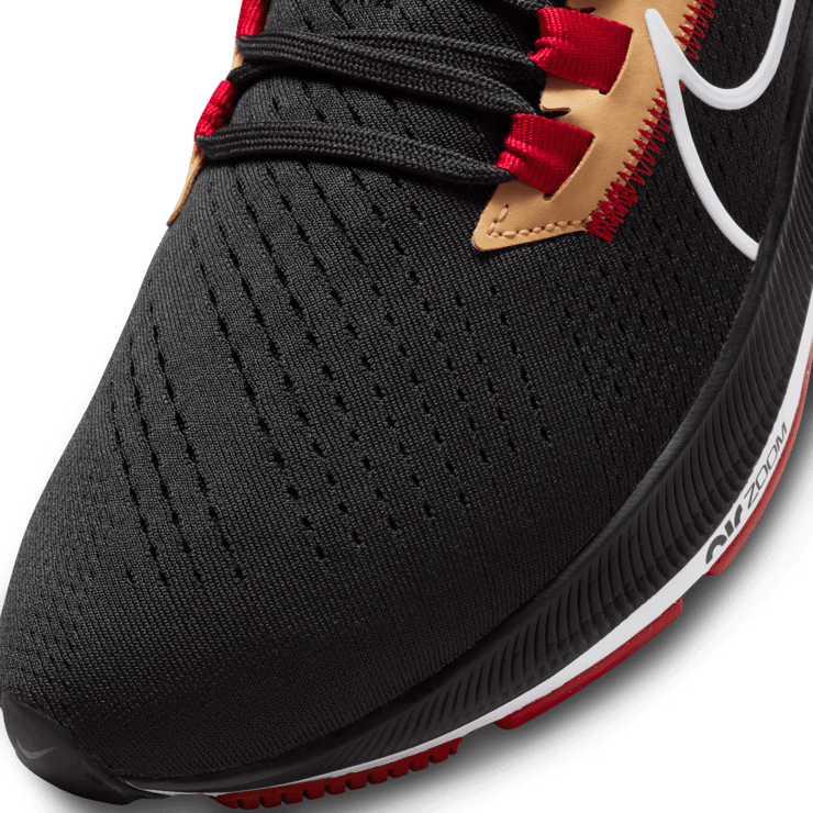 Nike Air Zoom Pegasus 38 San Francisco 49ers Angle 4
