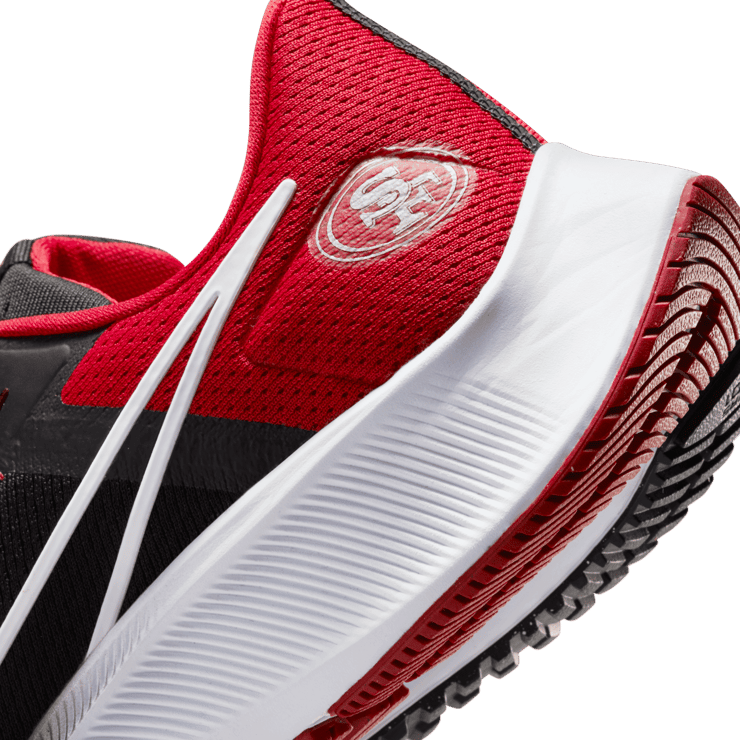Nike Air Zoom Pegasus 38 San Francisco 49ers Angle 5