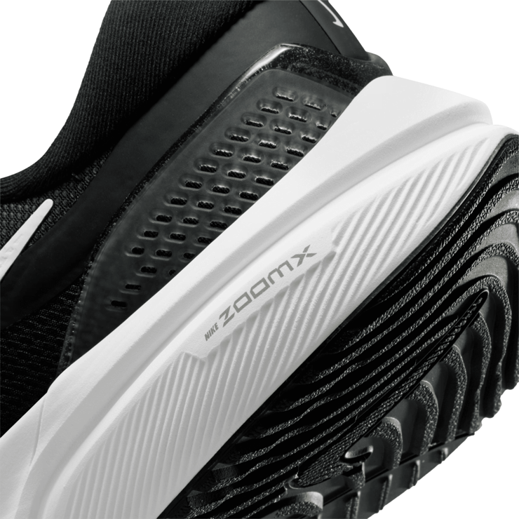 Nike Air Zoom Vomero 16 Black White Angle 6