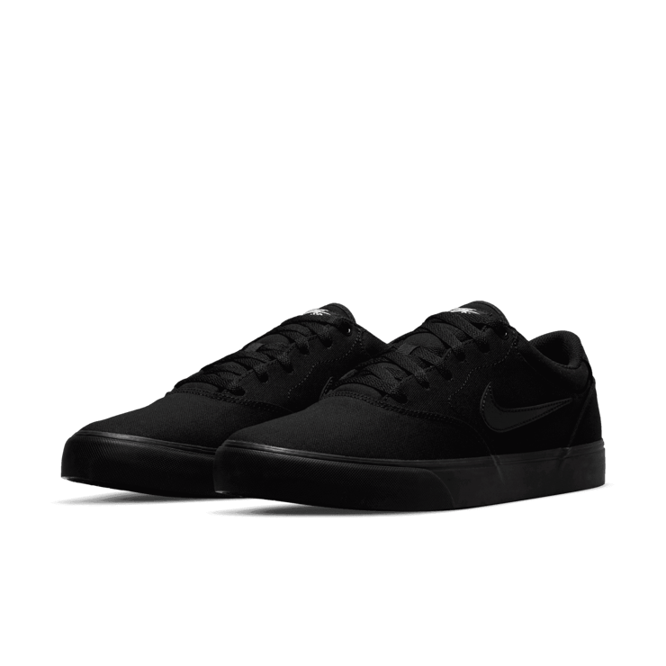 Nike SB Chron 2 Canvas Triple Black Angle 2