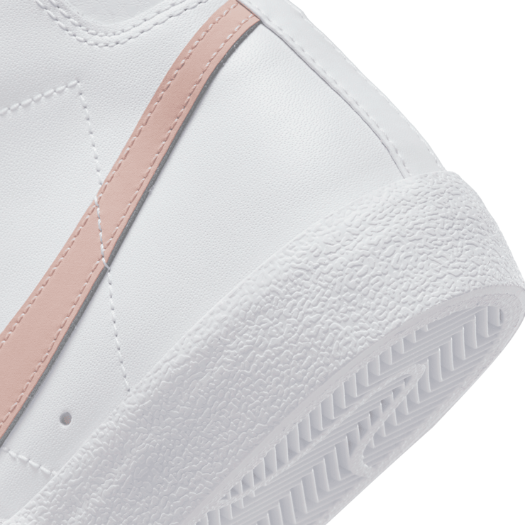 Nike Blazer Mid 77 Vintage Summit White Pink (W) Angle 7