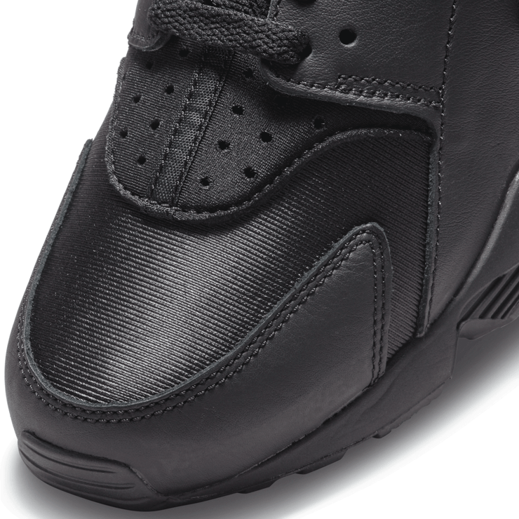 Nike Air Huarache Black Anthracite Heel Tab (W) Angle 3