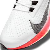 Nike Air Zoom Pegasus 38 Flyease Rawdacious (Extra Wide) Angle 4