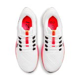 Nike Air Zoom Pegasus 38 Rawdacious (W) Angle 1
