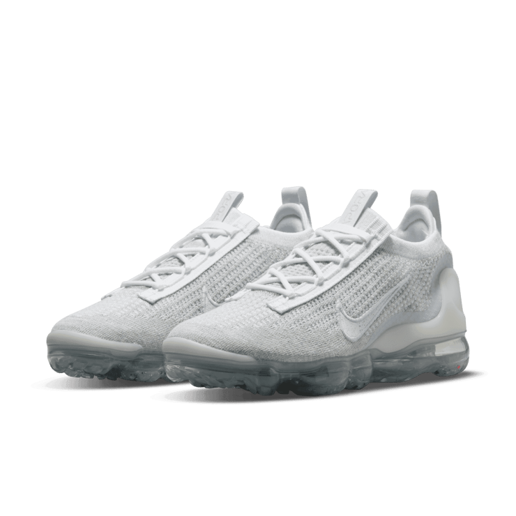 Nike Air VaporMax 2021 FK White Pure Platinum (W) Angle 3