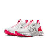 Nike React Phantom Run Flyknit 2 Platinum Tint Hyper Pink (W) Angle 2