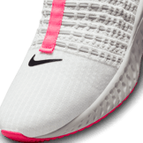 Nike React Phantom Run Flyknit 2 Platinum Tint Hyper Pink (W) Angle 4