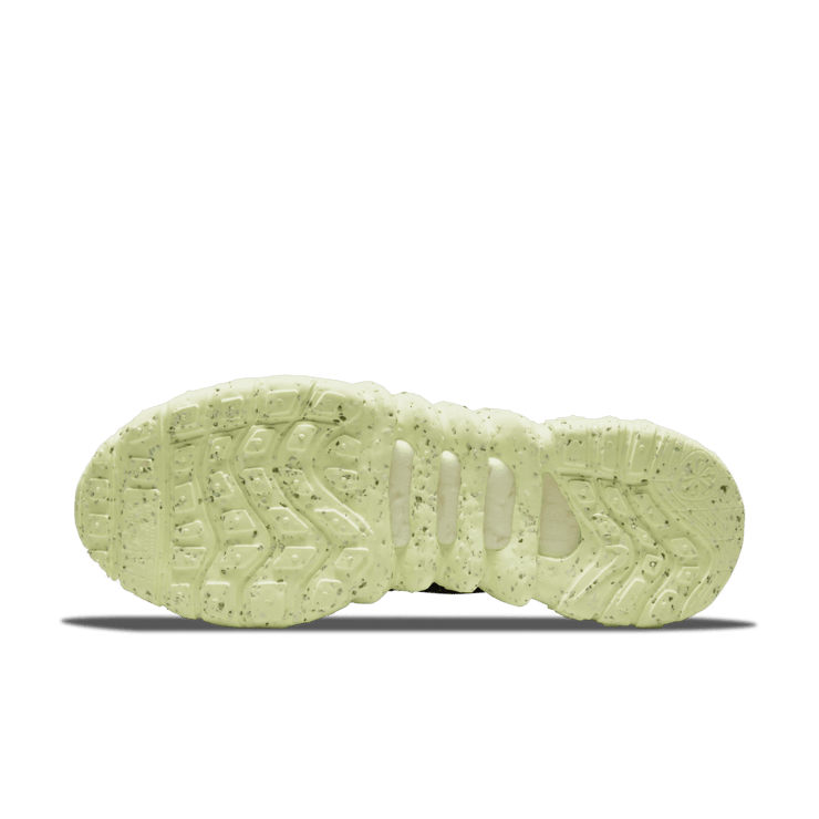 Nike Space Hippie 01 Carbon Green Angle 0