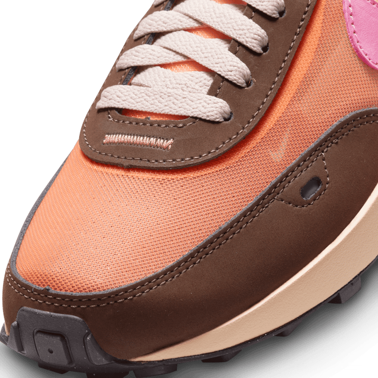 Nike Waffle One Exeter Edition Orange (W) Angle 4