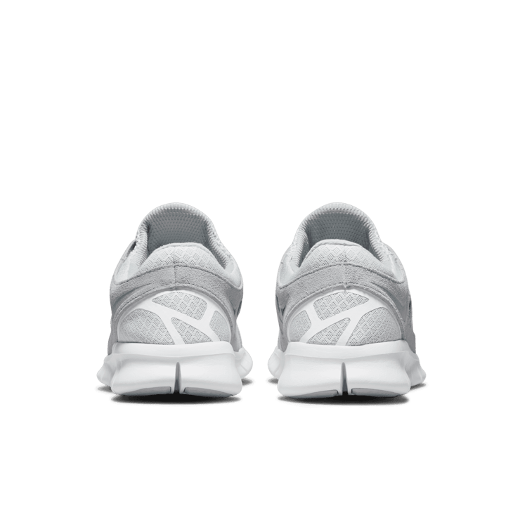 Nike Free Run 2 Wolf Grey (2021) Angle 3