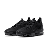 Nike Air VaporMax 2021 FK Triple Black (W) Angle 2