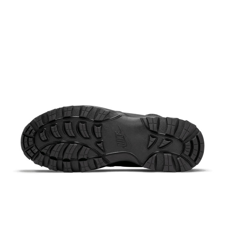 Nike Manoa Leather SE Black Angle 0