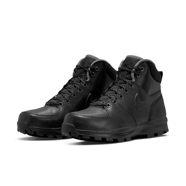 Nike Manoa Leather SE Black Angle 2