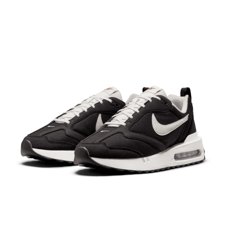 Nike Air Max Dawn Blak White Angle 3