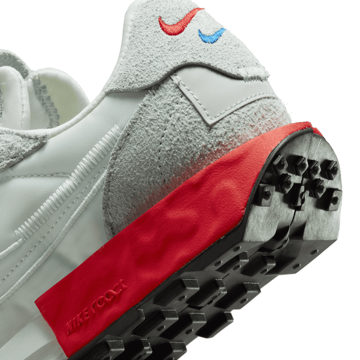 Nike Fontanka Waffle Barely Green (W) Angle 5