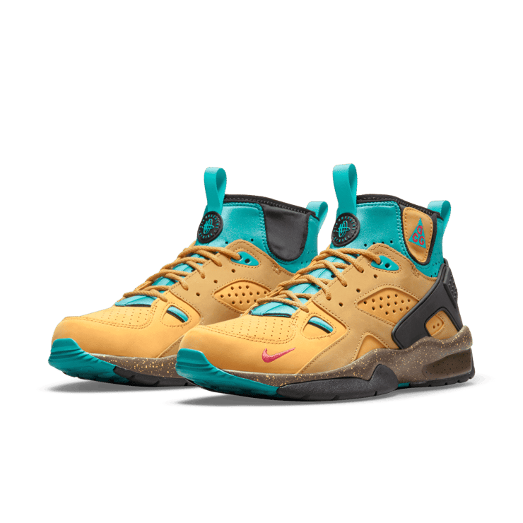 Nike ACG Air Mowabb OG Twine (2021) Angle 2