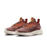 Nike Space Hippie 01 Redstone Angle 2