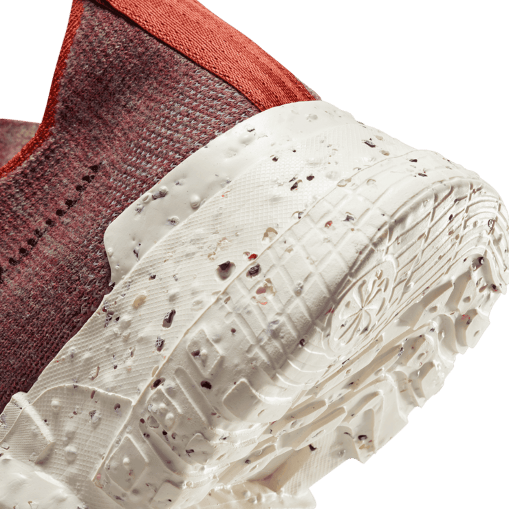 Nike Space Hippie 01 Redstone Angle 5