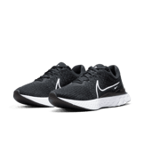 Nike React Infinity Run Flyknit 3 Black White (W) Angle 2