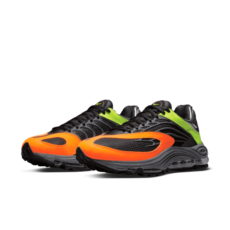 Nike Air Tuned Max Black Volt Orange Angle 2