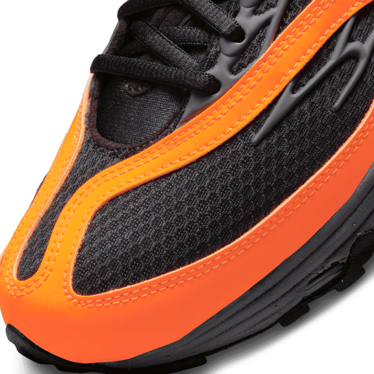 Nike Air Tuned Max Black Volt Orange Angle 4