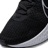 Nike React Infinity Run Flyknit 3 Black White Angle 4