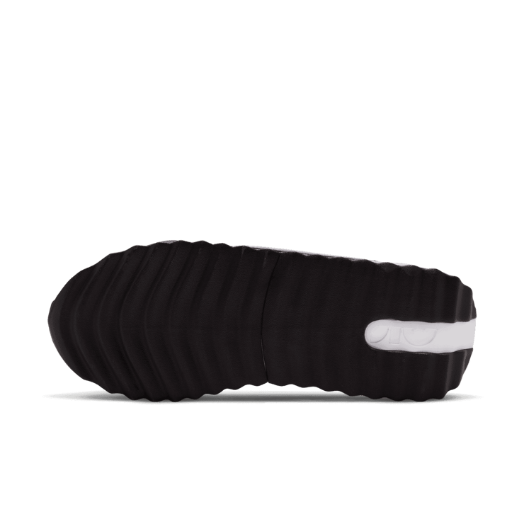 Nike Air Max Dawn SE Black Safari Animal (W) Angle 0