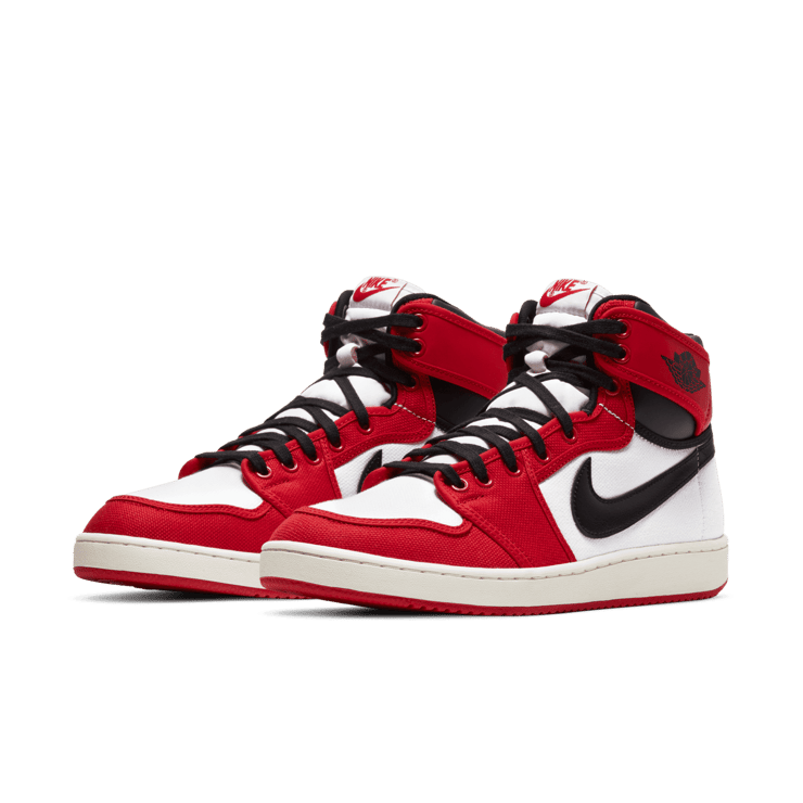 Jordan 1 KO Chicago Angle 2