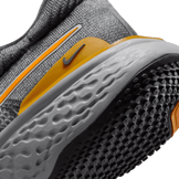 Nike ZoomX Invincible Run Flyknit 2 Iron Grey Angle 5