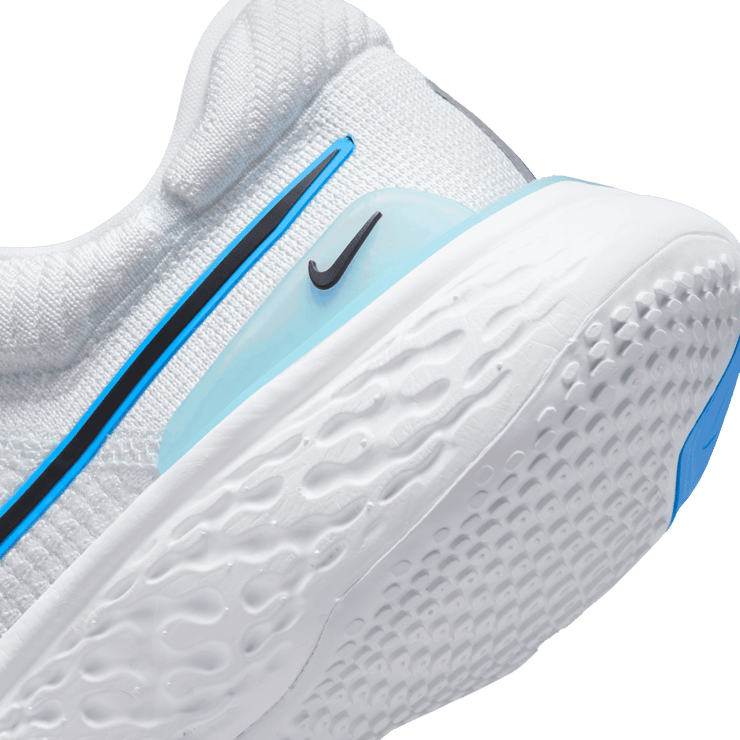 Nike ZoomX Invincible Run Flyknit 2 White University Blue Angle 5