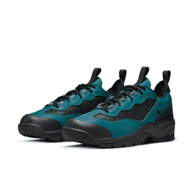 Nike ACG Air Mada Low Ash Green Angle 3