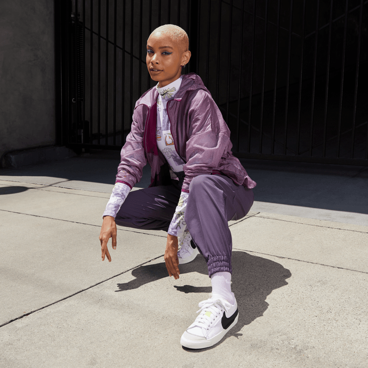 Nike Blazer Low 77 Jumbo White Black Sail (W) Angle 5