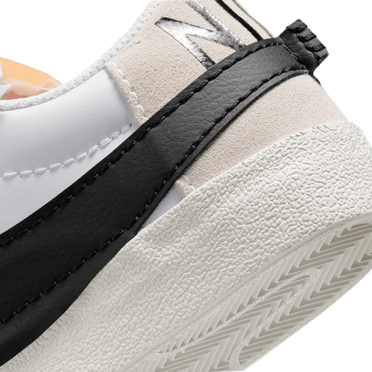 Nike Blazer Low 77 Jumbo White Black Sail Angle 7
