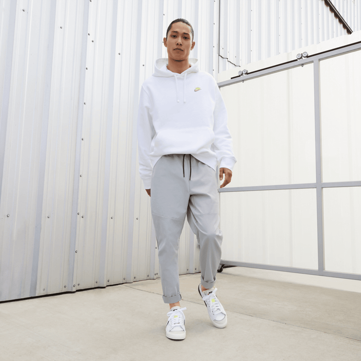 Nike Blazer Low 77 Jumbo White Black Sail Angle 8