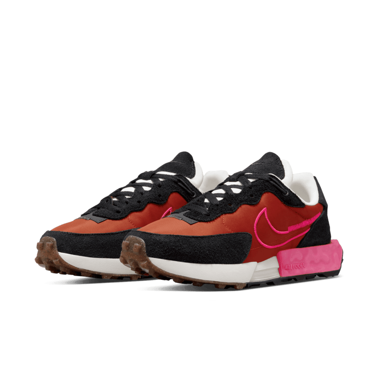 Nike Fontanka Waffle Burnt Sunrise Pink Prime (W) Angle 2