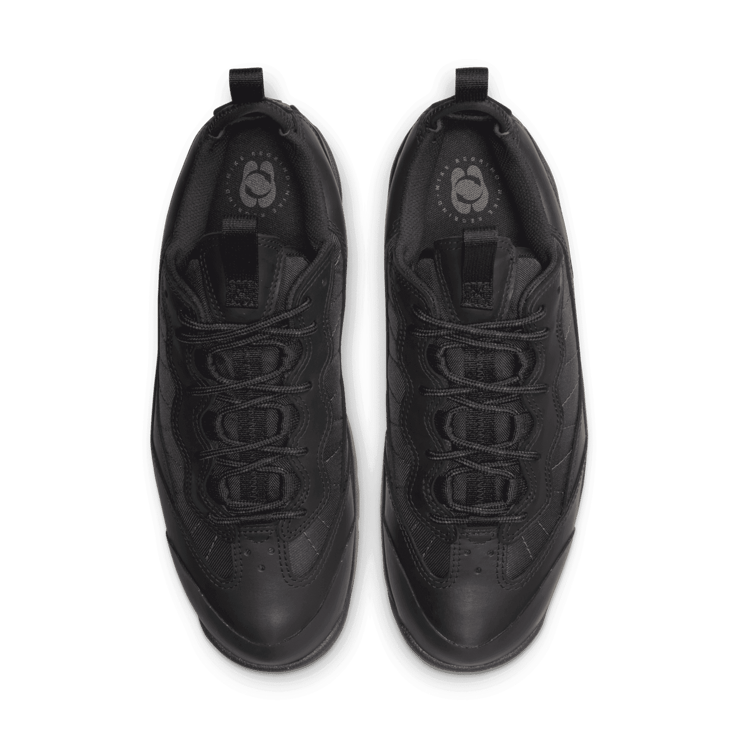 Nike ACG Air Mada Low Triple Black Angle 1