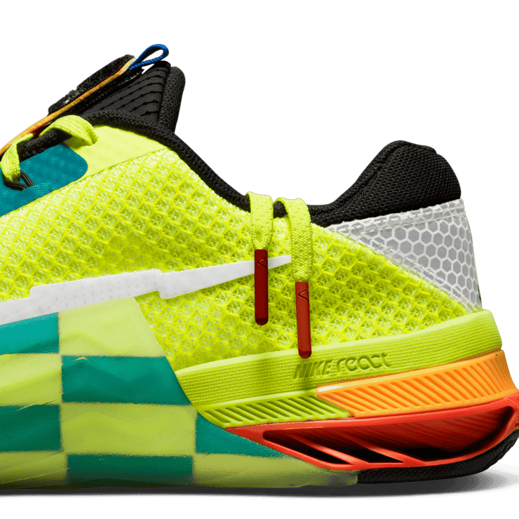 Nike Metcon 7 AMP Volt Angle 7