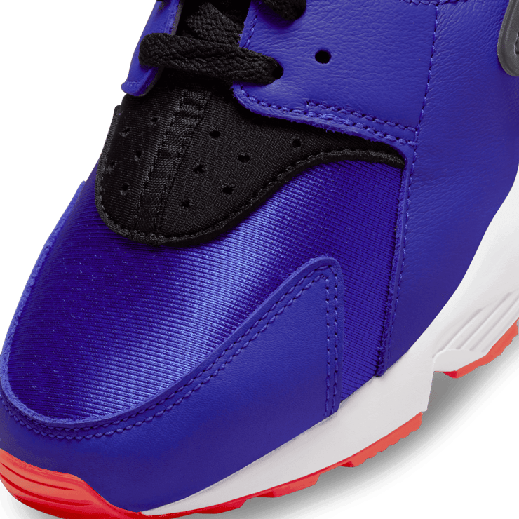 Nike Air Huarache Concord Orange Angle 4