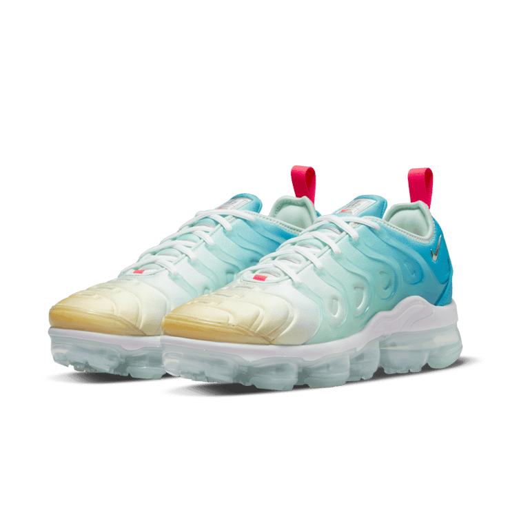 Nike Air VaporMax Plus Mint Foam Laser Blue (W) Angle 2
