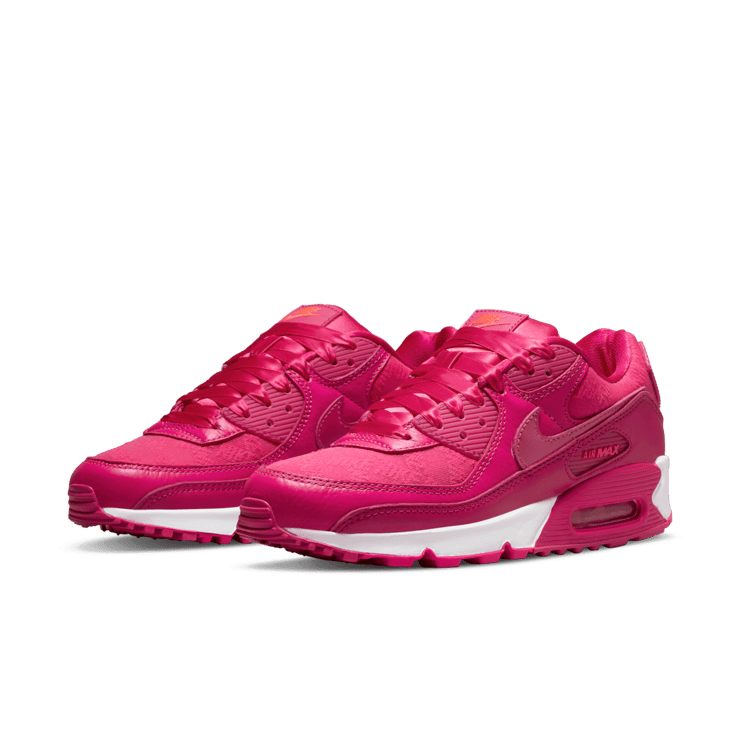 Nike Air Max 90 Valentine's Day (2022) (W) Angle 2