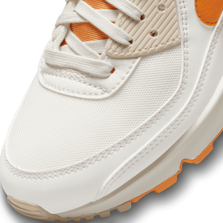 Nike Air Max 90 SE Sanddrift Light Curry (W) Angle 4