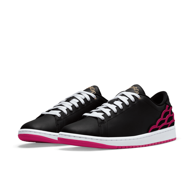 Jordan 1 Centre Court Black Pink White Angle 2