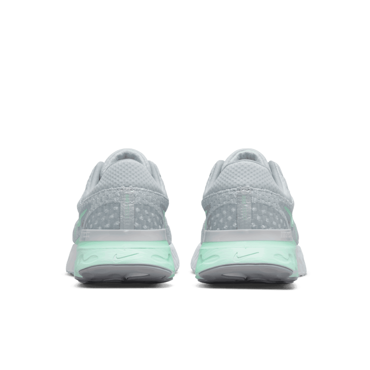 Nike React Infinity Run Flyknit 3 Pure Platinum Mint Foam (W) Angle 3