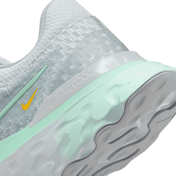 Nike React Infinity Run Flyknit 3 Pure Platinum Mint Foam (W) Angle 5