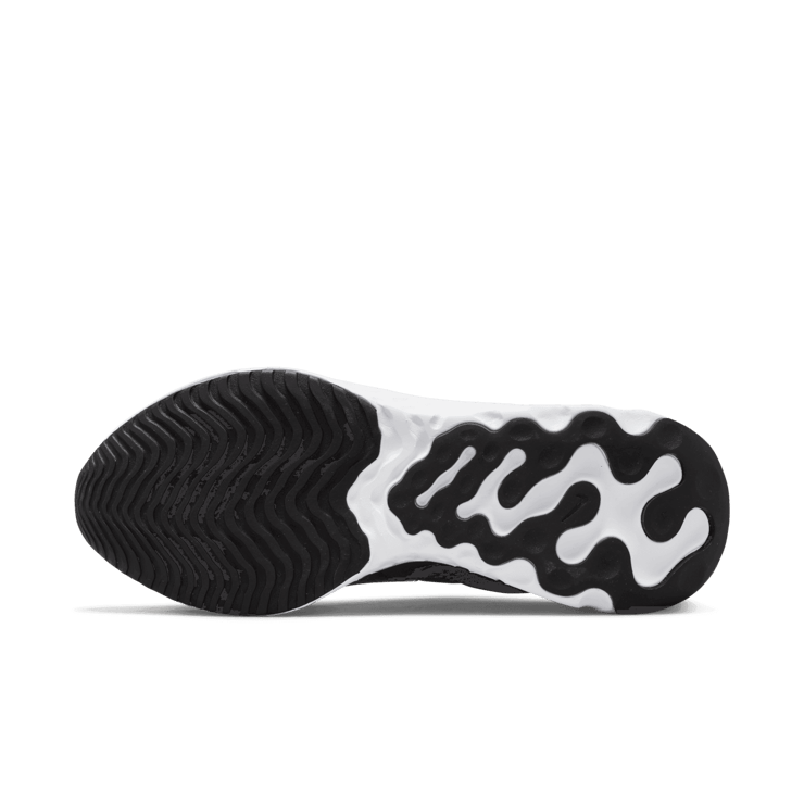 Nike React Miler 3 Black Sired Red Angle 0