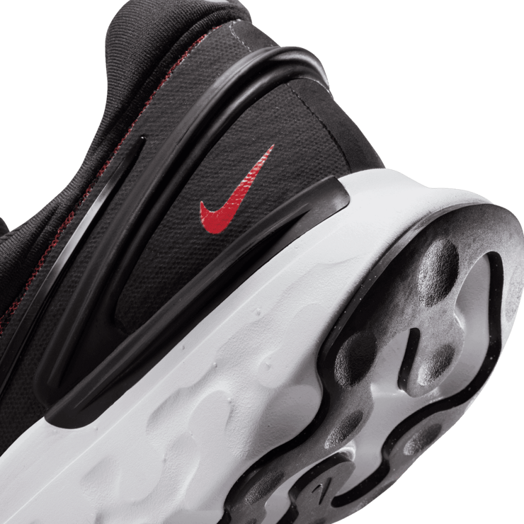 Nike React Miler 3 Black Sired Red Angle 5