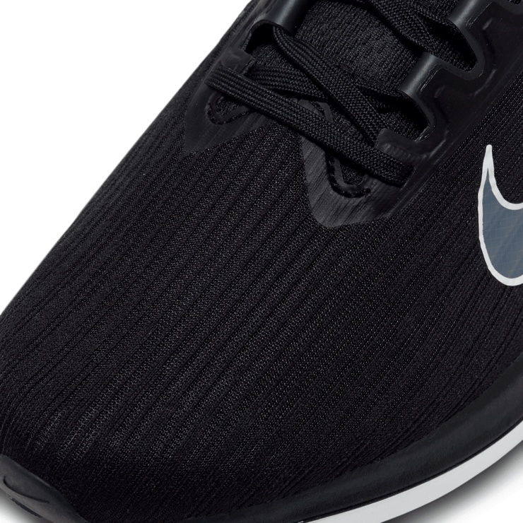 Nike Air Winflo 9 Black Smoke Grey Angle 0