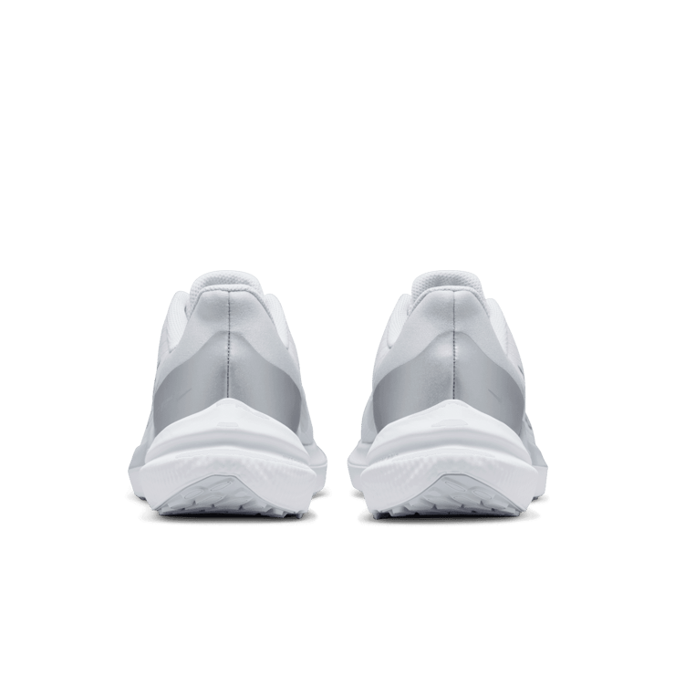 Nike Air Winflo 9 White Metallic Silver (W) Angle 3