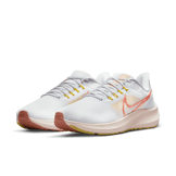 Nike Air Zoom Pegasus 39 Iris Whisper (W) Angle 2