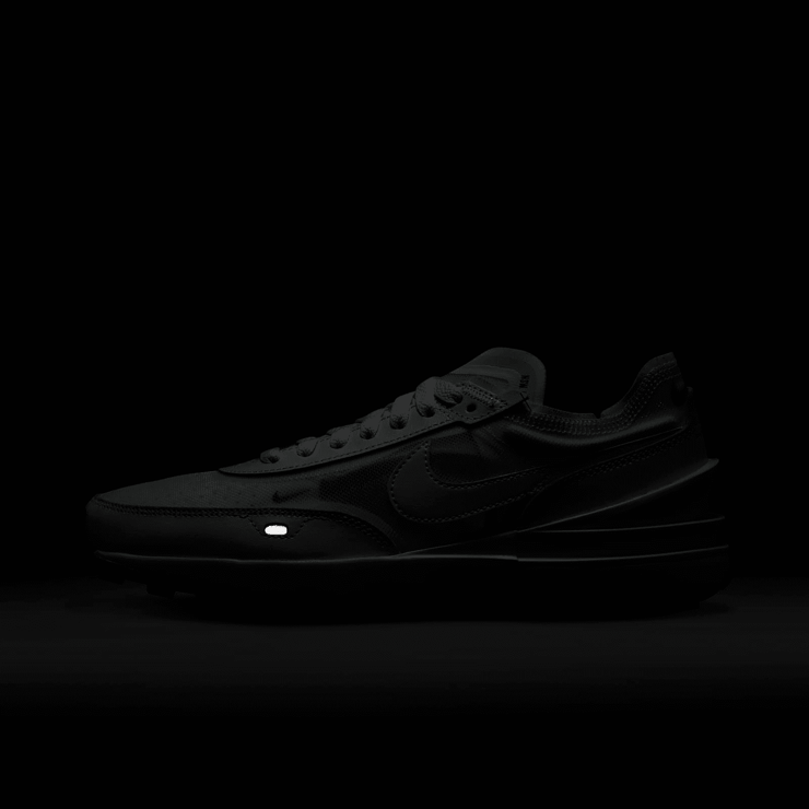 Nike Waffle One White Black White (W) Angle 7